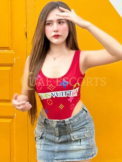 Geirthrudur photo 3 in Magdeburg: 25 years old, asian, regular, brown hair, 167 cm, 51 kg, Medium bust