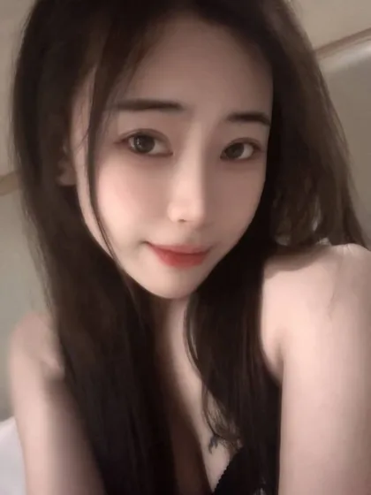 America photo 2 in Doha: 27 years old, slim, black hair, 161 cm, 49 kg, B bust