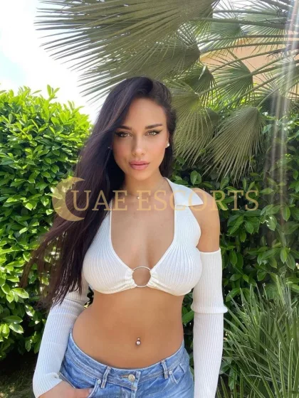 Gerdana photo 5 in Marseille: 22 years old, slim, black hair, 169 cm, 53 kg, Large bust