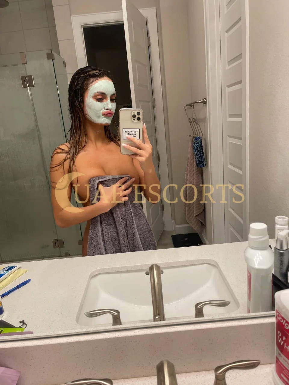 Gerdi photo 2 in Stoke-on-Trent: 35 years old, latina, skinny, black hair, 181 cm, 42 kg, Medium bust