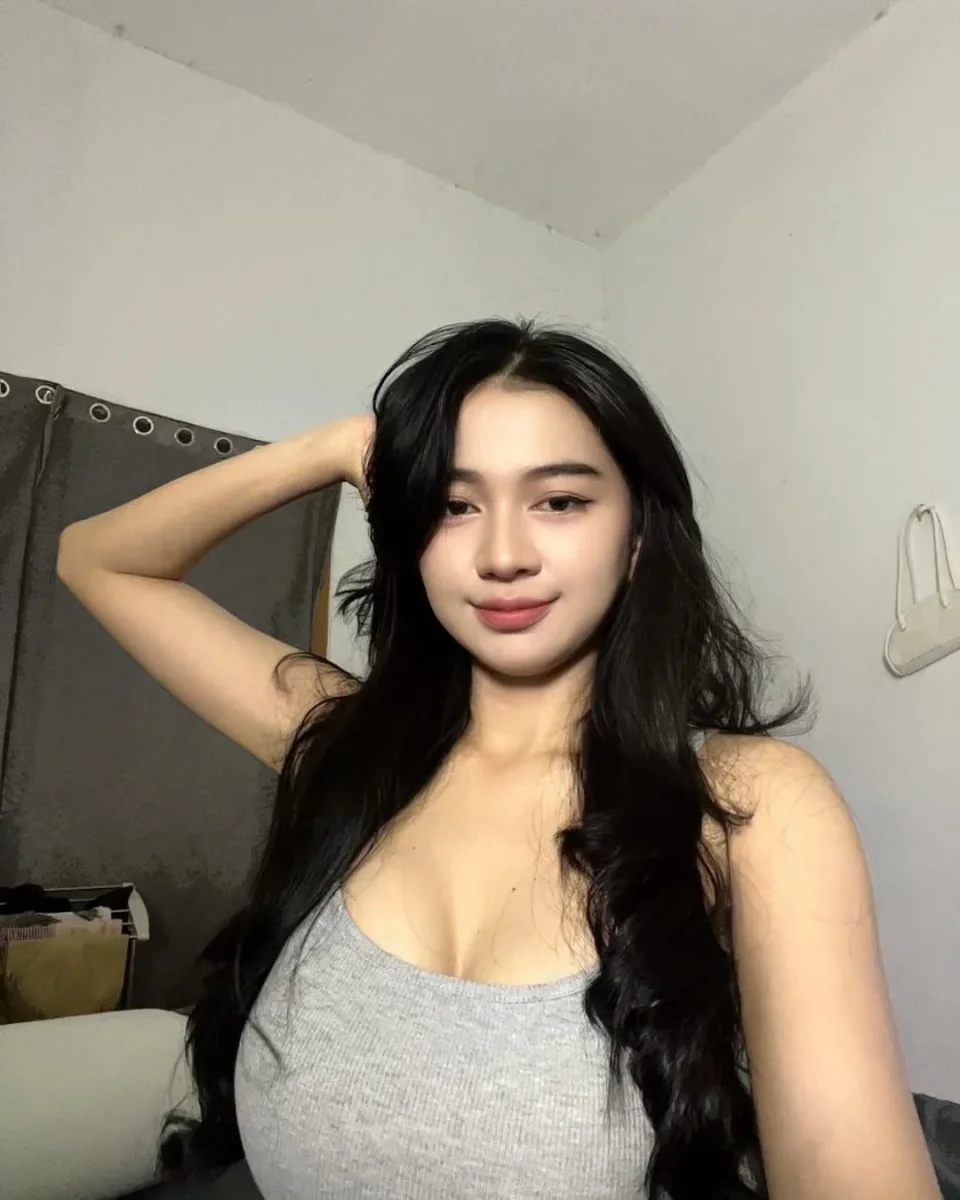 Kelsie photo 7 in Doha: 22 years old, asian, slim, black hair, 155 cm, 45 kg, B bust