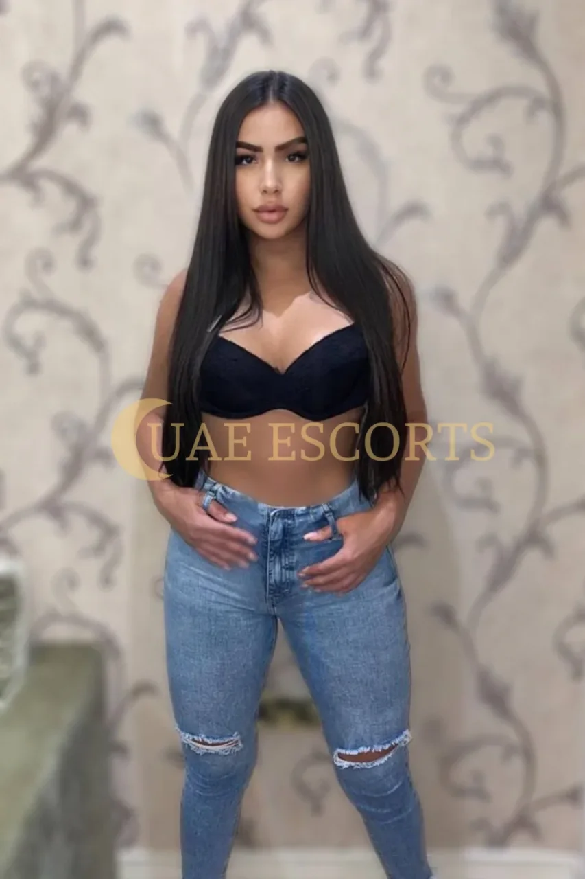 Giesela photo 3 in Neuss: 31 years old, slim, brunette, 174 cm, 63 kg, Large bust