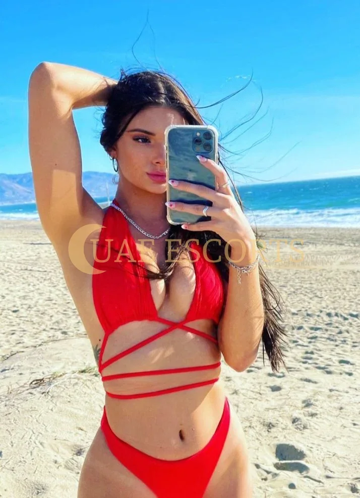 Gillian photo 4 in Nijmegen: 21 years old, european, slim, brown hair, 171 cm, 54 kg, Medium bust