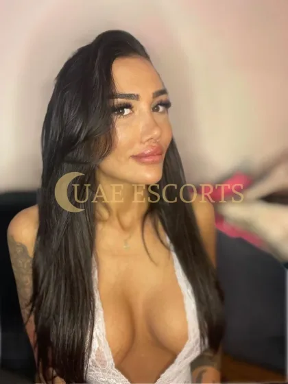 Graciana photo 4 in Enschede: 27 years old, arab, slim, black hair, 165 cm, 55 kg, Large bust