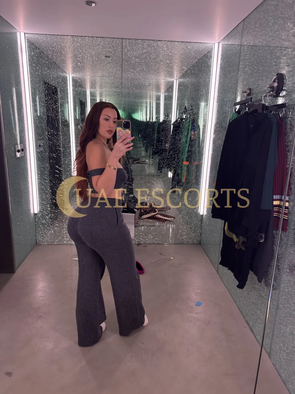 Grima photo 6 in Berlin: 25 years old, regular, black hair, 170 cm, 57 kg, Medium bust
