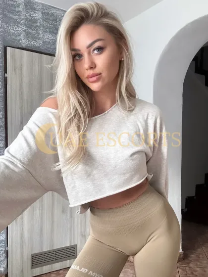 Хендрикка фото 6 - Bremen, 23 года, regular, блондинка, 168 см, 59 кг, грудь Large