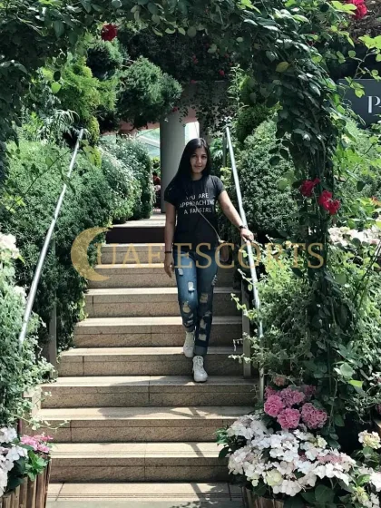 Holmbjorg photo 6 in Utrecht: 29 years old, asian, slim, black hair, 165 cm, 49 kg, Medium bust