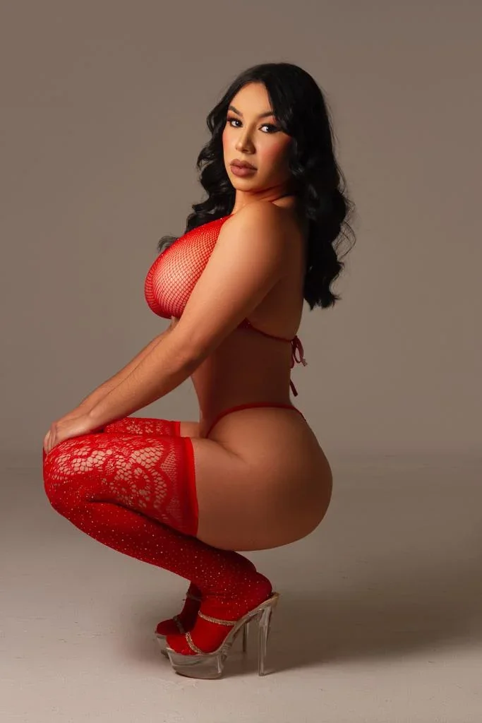 Janie photo 1 in Dubai: 20 years old, regular, black hair, 167 cm, 55 kg, C bust