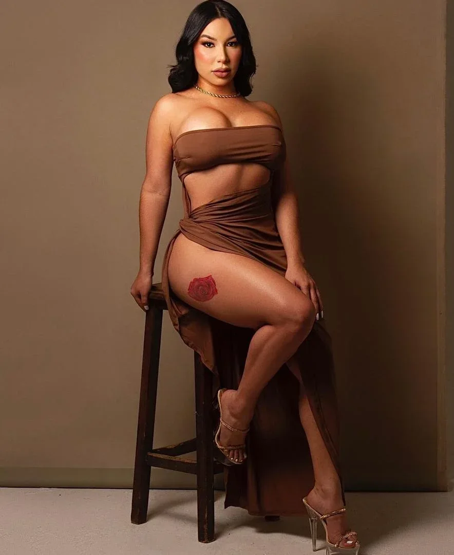 Janie photo 2 in Dubai: 20 years old, regular, black hair, 167 cm, 55 kg, C bust