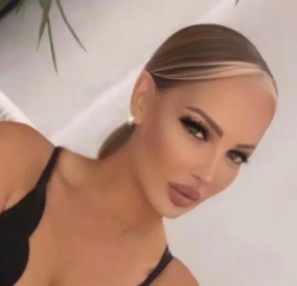 Rebeca photo 1 in Ajman: 26 years old, slim, blonde hair, 172 cm, 52 kg, B bust