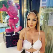 Rebeca photo 9 in Ajman: 26 years old, slim, blonde hair, 172 cm, 52 kg, B bust