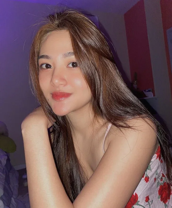 Malvina photo 2 in Dubai: 25 years old, asian, slim, black hair, 161 cm, 56 kg, C bust