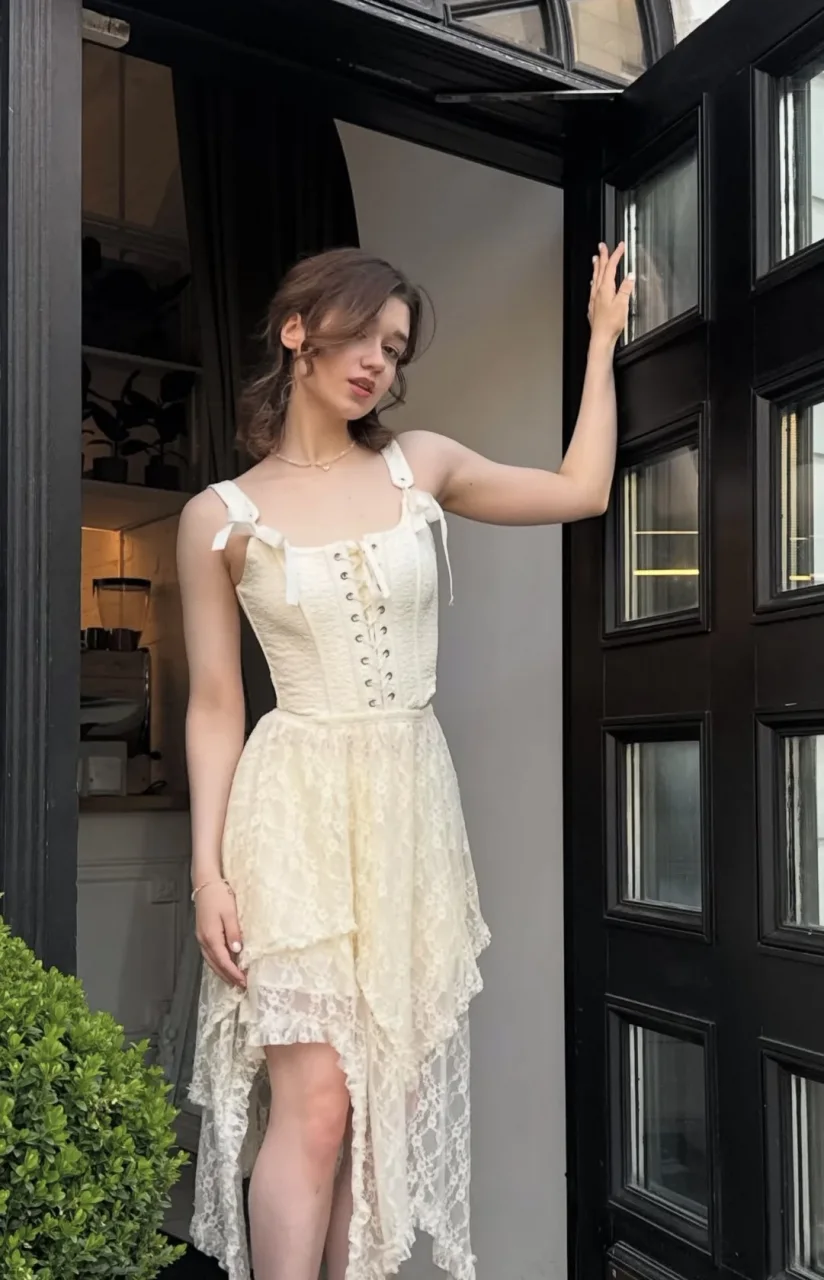 Бранди фото 1 - Дубай, 22 года, европейская, стройная, шатенка, 170 см, 55 кг, грудь B