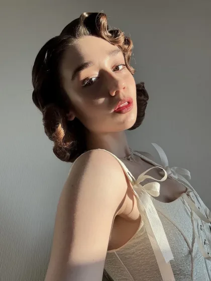 Brandy photo 5 in Dubai: 22 years old, european, slim, brown hair, 170 cm, 55 kg, B bust