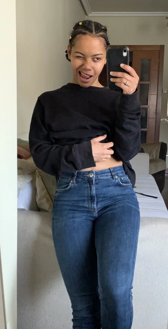 Bethel photo 3 in Abu Dhabi: 27 years old, slim, black hair, 160 cm, 51 kg, B bust
