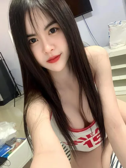 Dejah photo 4 in Dubai: 22 years old, asian, curvy, black hair, 179 cm, 48 kg, D bust