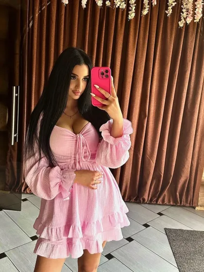 Andreane photo 4 in Al Ain: 22 years old, arab, slim, black hair, 165 cm, 52 kg, B bust