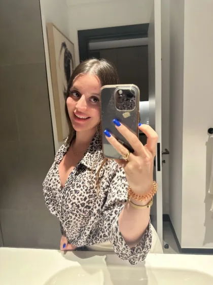 Abigail photo 6 in Sharjah: 21 years old, european, slim, blonde hair, 170 cm, 65 kg, B bust
