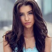 Lacey photo 4 in Dubai: 21 years old, european, slim, brown hair, 168 cm, 51 kg, B bust