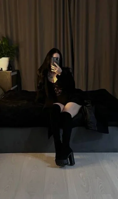 Karlee photo 1 in Ajman: 26 years old, regular, black hair, 165 cm, 56 kg, B bust