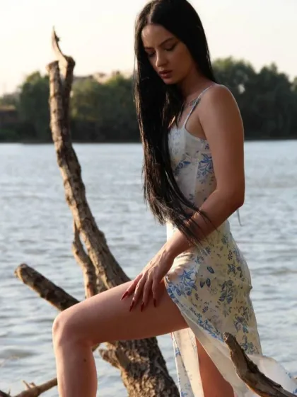 Karlee photo 5 in Ajman: 26 years old, regular, black hair, 165 cm, 56 kg, B bust