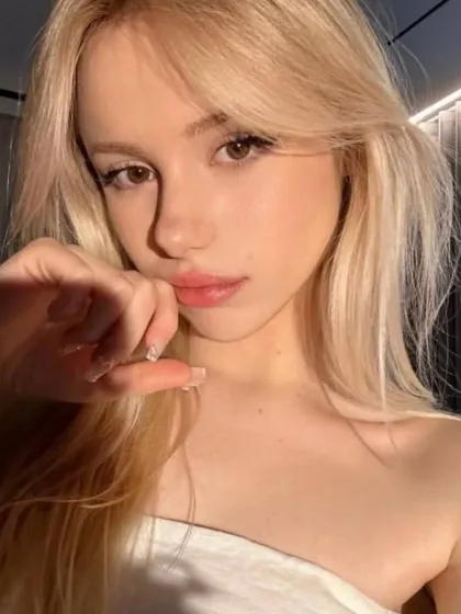 Icie photo 1 in Dubai: 25 years old, slim, blonde hair, 165 cm, 49 kg, A bust