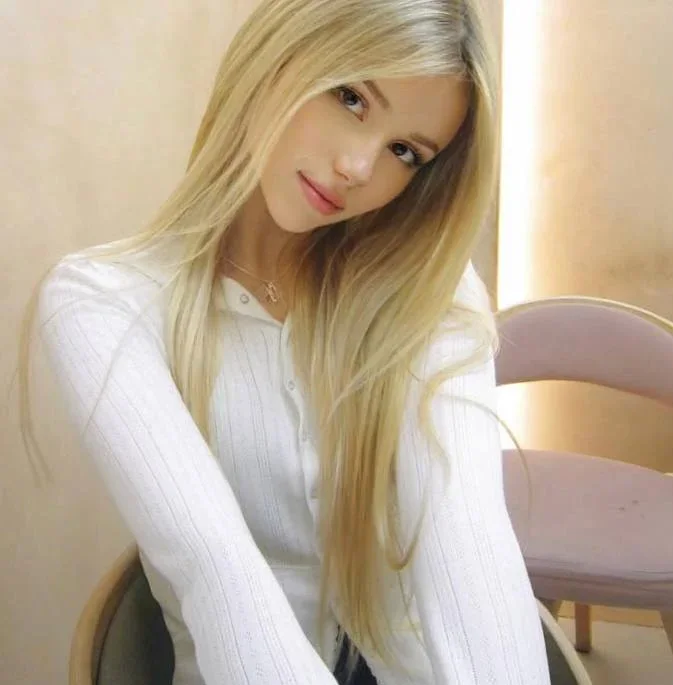 Икие фото 2 - Дубай, 25 лет, стройная, блондинка, 165 см, 49 кг, грудь A