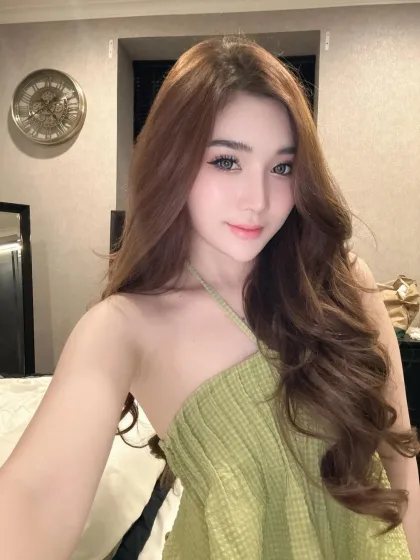 Isabella photo 1 in Dubai: 24 years old, asian, slim, black hair, 156 cm, 50 kg, C bust