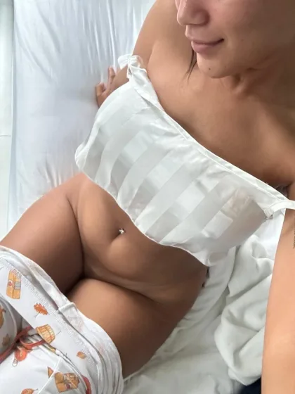 Audra photo 2 in Al Ain: 21 years old, regular, blonde hair, 169 cm, 54 kg, B bust