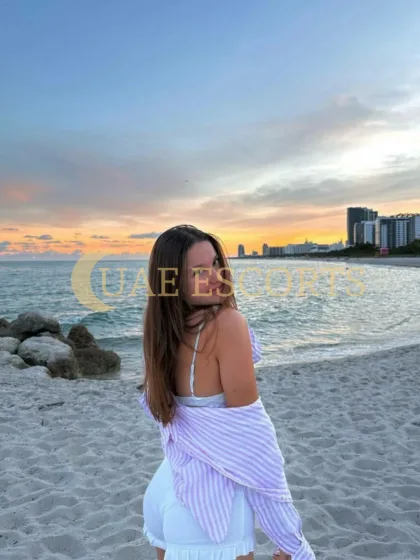 Treasa photo 3 in Paris: 25 years old, regular, brunette, 170 cm, 67 kg, Medium bust