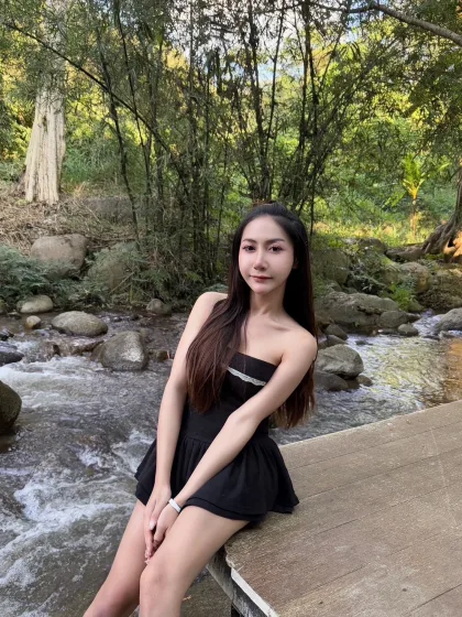 Ara photo 2 in Dubai: 22 years old, asian, slim, black hair, 160 cm, 45 kg, B bust