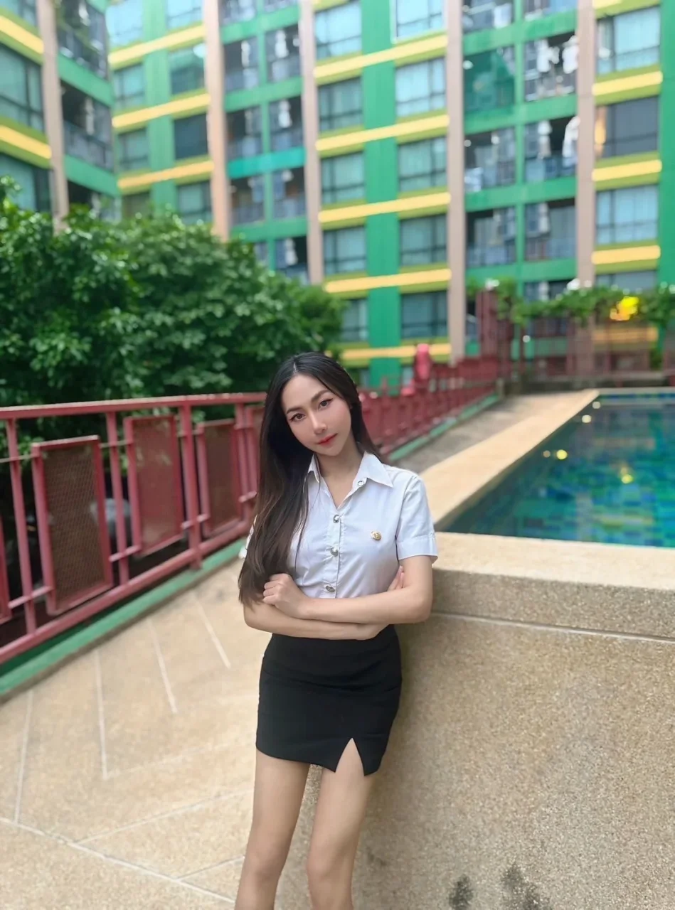 Ara photo 8 in Dubai: 22 years old, asian, slim, black hair, 160 cm, 45 kg, B bust