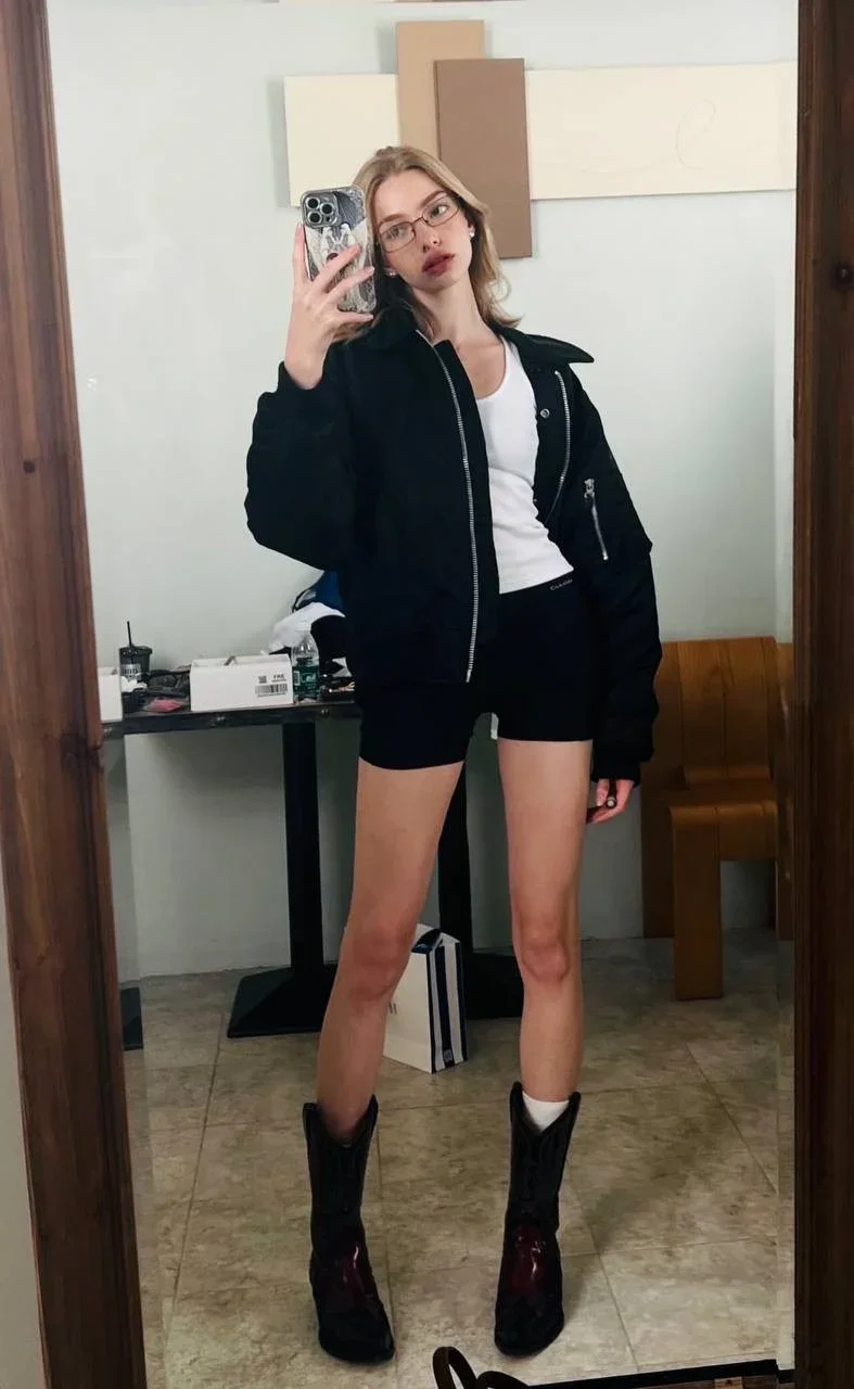 Nova photo 3 in Sharjah: 24 years old, slim, blonde hair, 163 cm, 51 kg, A bust