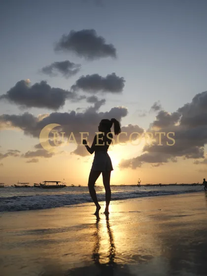 Violetta photo 1 in Paris: 25 years old, slim, blonde hair, 160 cm, 48 kg, Medium bust