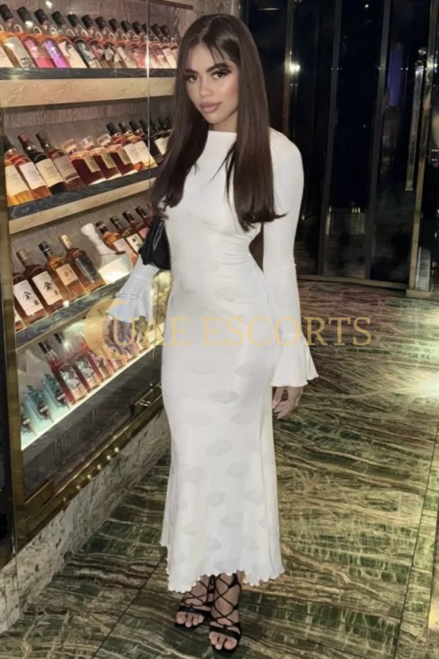 Merja Lina photo 1 in Glasgow: 22 years old, european, regular, brunette, 160 cm, 60 kg, Medium bust