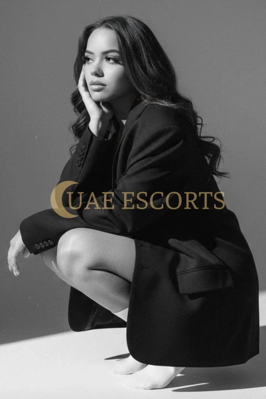 Merja Lina photo 3 in Glasgow: 22 years old, european, regular, brunette, 160 cm, 60 kg, Medium bust