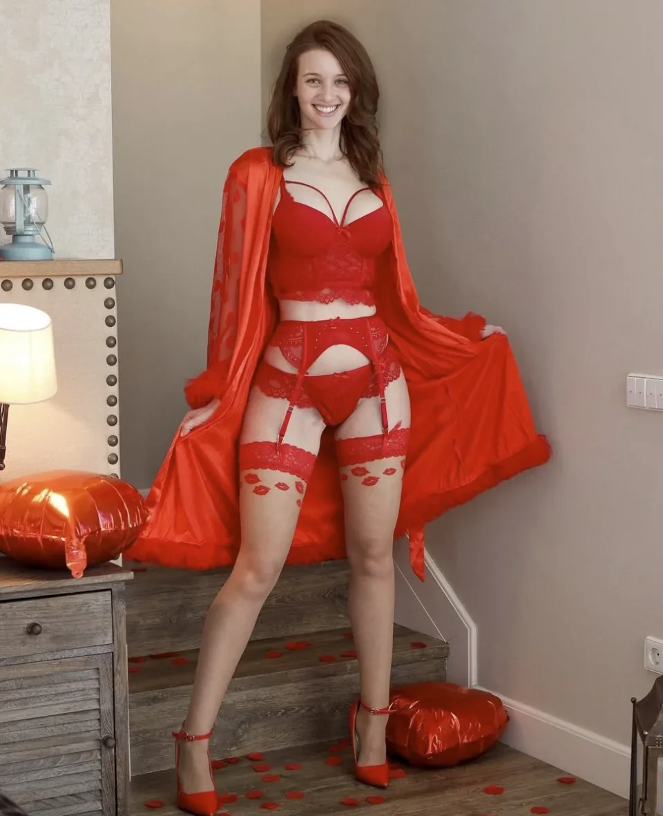 Gia photo 4 in Dubai: 20 years old, european, slim, brown hair, 171 cm, 55 kg, C bust