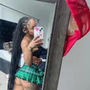 Ressie photo 5 in Abu Dhabi: 32 years old, european, regular, black hair, 100 cm, 132 kg, B bust
