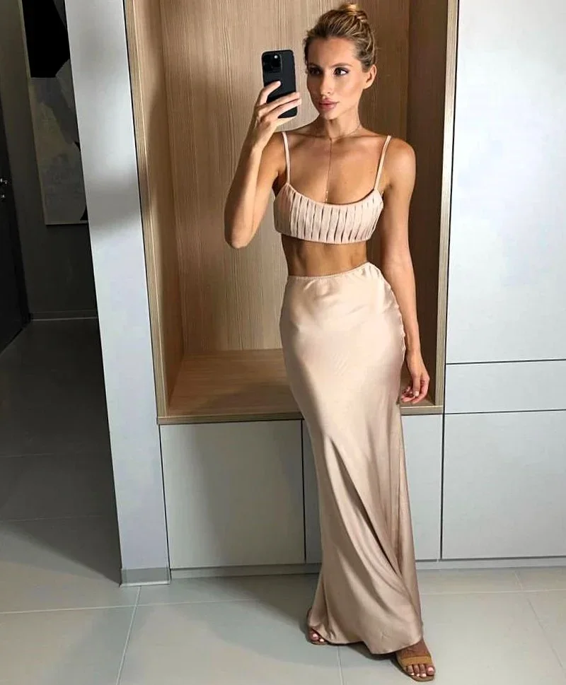 Isabell photo 2 in Sharjah: 27 years old, arab, slim, blonde hair, 167 cm, 50 kg, B bust