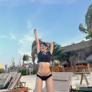 Isabel photo 3 in Dubai: 25 years old, asian, slim, black hair, 163 cm, 50 kg, B bust