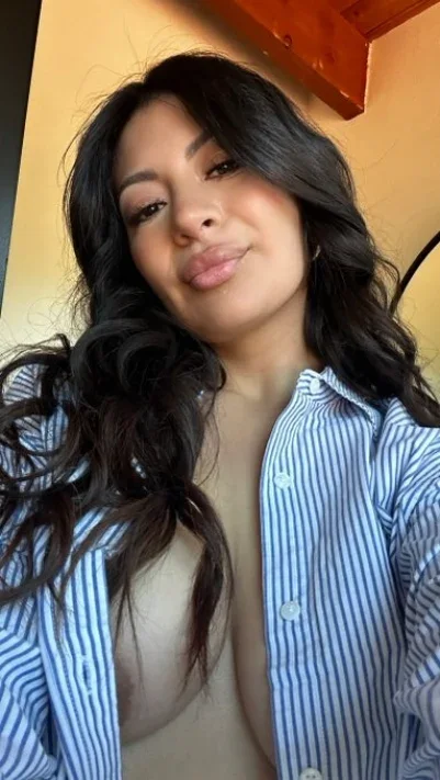 Meggie photo 1 in Ajman: 33 years old, regular, black hair, 185 cm, 80 kg, C bust