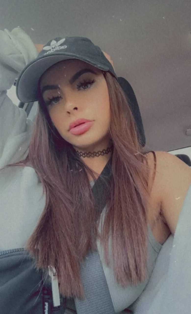 Rachael photo 2 in Ajman: 29 years old, european, regular, black hair, 172 cm, 56 kg, A bust