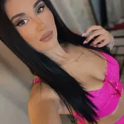 Lauryn photo 1 in Sharjah: 28 years old, european, regular, black hair, 172 cm, 53 kg, C bust