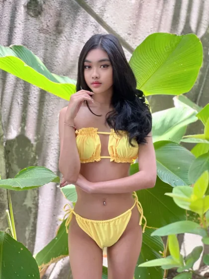 Adele photo 2 in Sharjah: 21 years old, asian, slim, black hair, 155 cm, 44 kg, A bust