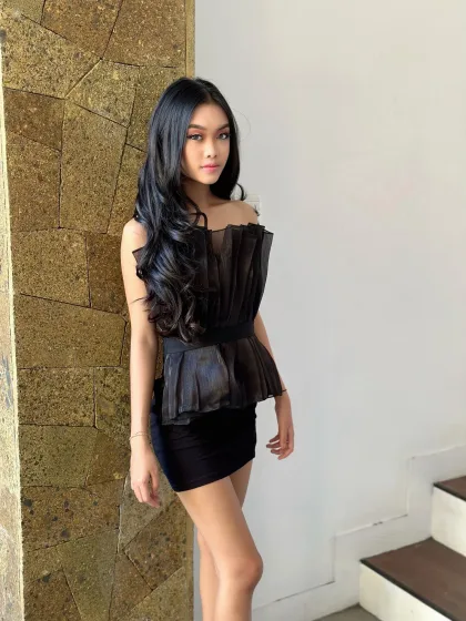 Adele photo 6 in Sharjah: 21 years old, asian, slim, black hair, 155 cm, 44 kg, A bust