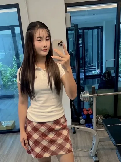 Nelle photo 2 in Dubai: 22 years old, asian, regular, black hair, 160 cm, 52 kg, B bust