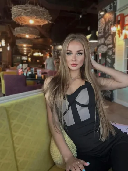 Maude photo 5 in Ras Al Khaimah: 26 years old, slim, brown hair, 172 cm, 51 kg, B bust