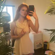Reba photo 5 in Abu Dhabi: 25 years old, european, slim, red hair, 176 cm, 60 kg, D bust