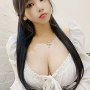Ruby photo 2 in Dubai: 28 years old, slim, black hair, 169 cm, 50 kg, C bust