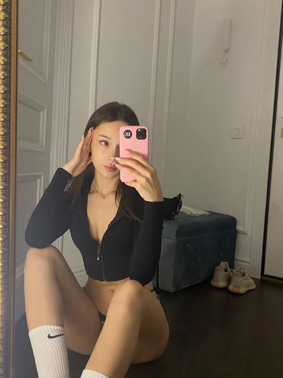 Kaelyn photo 3 in Dubai: 28 years old, european, slim, brown hair, 170 cm, 52 kg, A bust